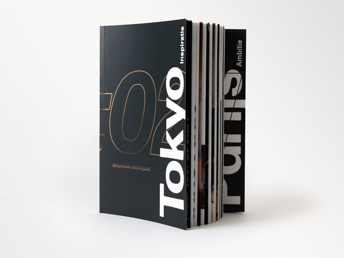 Boek staand indeling tokyo parijs zichtbaar